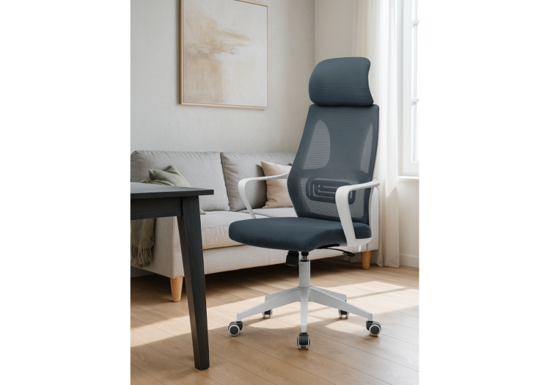 Офисное кресло Golem dark gray / white (68x63x122)